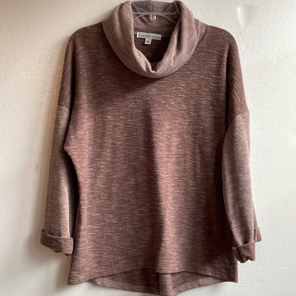 Moa Moa super soft Cowl neck Textured tunic top size small